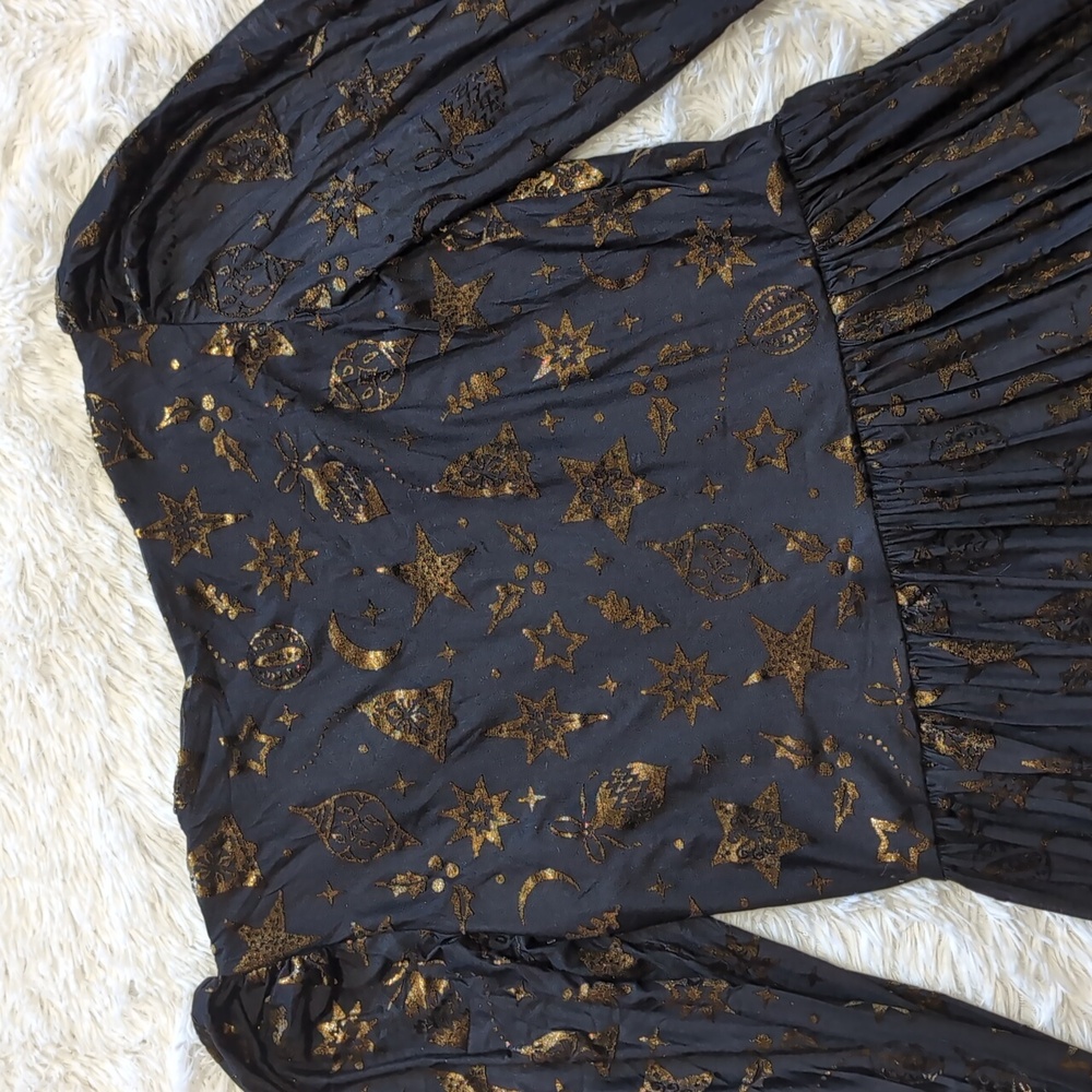 NWT Blackmilk Gold Burned Velvet Goth Christmas Baubles Dress Size Medium - Picture 10 of 16